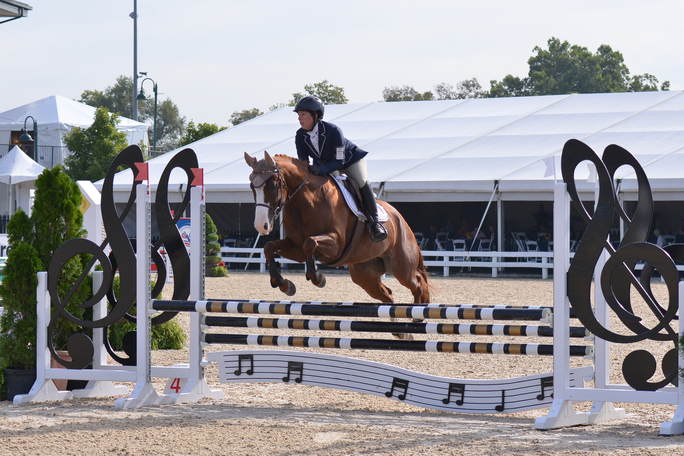 Romeo and Lauren competing in the stadium jump phase at the 2019 AECs.